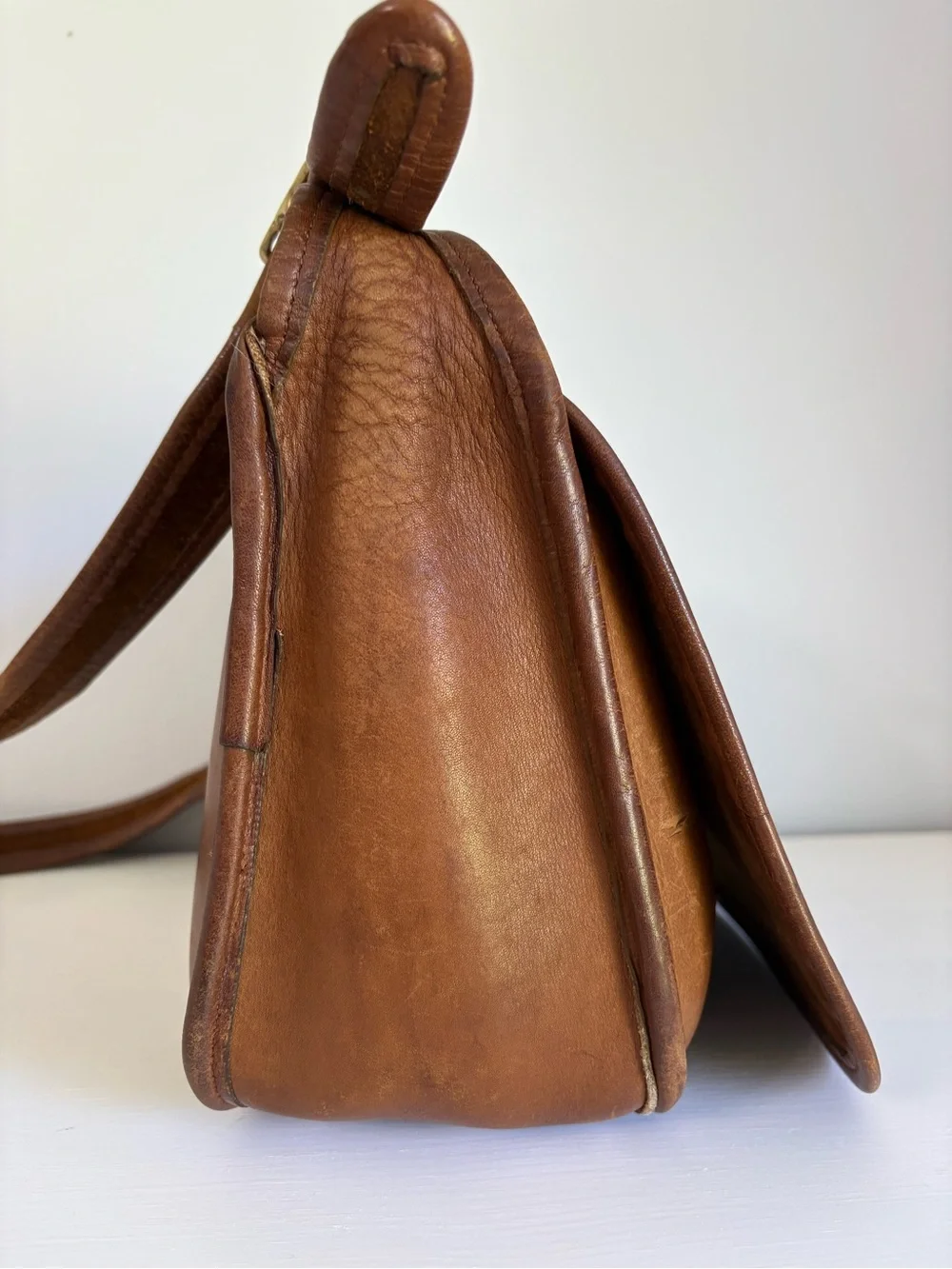 RARE NYC MADE Vintage Coach Companion Flap Bag | British Tan Leather #9919 - Picture 8 of 16